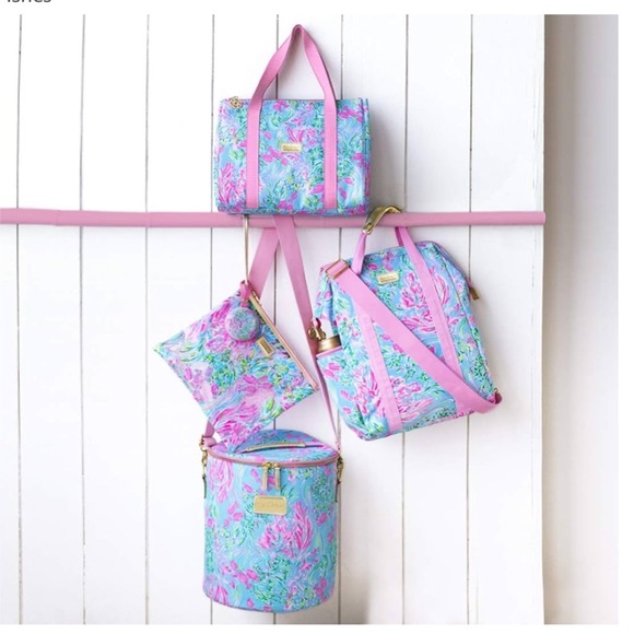 Lilly Pulitzer New Insulated Backpack Cooler in Best Fishes - Picture 2 of 8